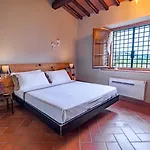 Poggio Staffa 4*